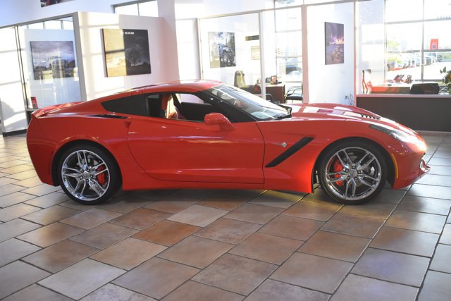 Used 2017 Chevrolet Corvette Stingray Coupe w/ 2LT Preferred Equipment Group RWD image 4