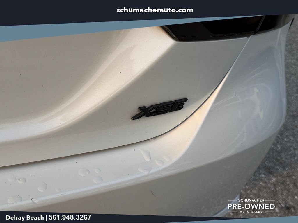 Used 2022 Toyota Camry XSE FWD image 15