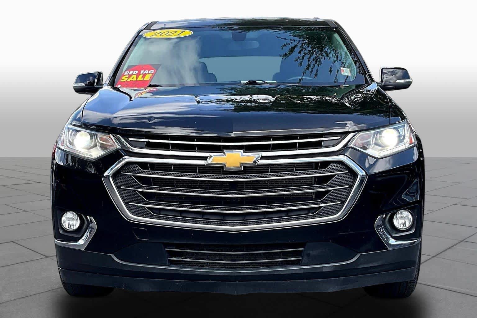 Used 2021 Chevrolet Traverse LT FWD image 4