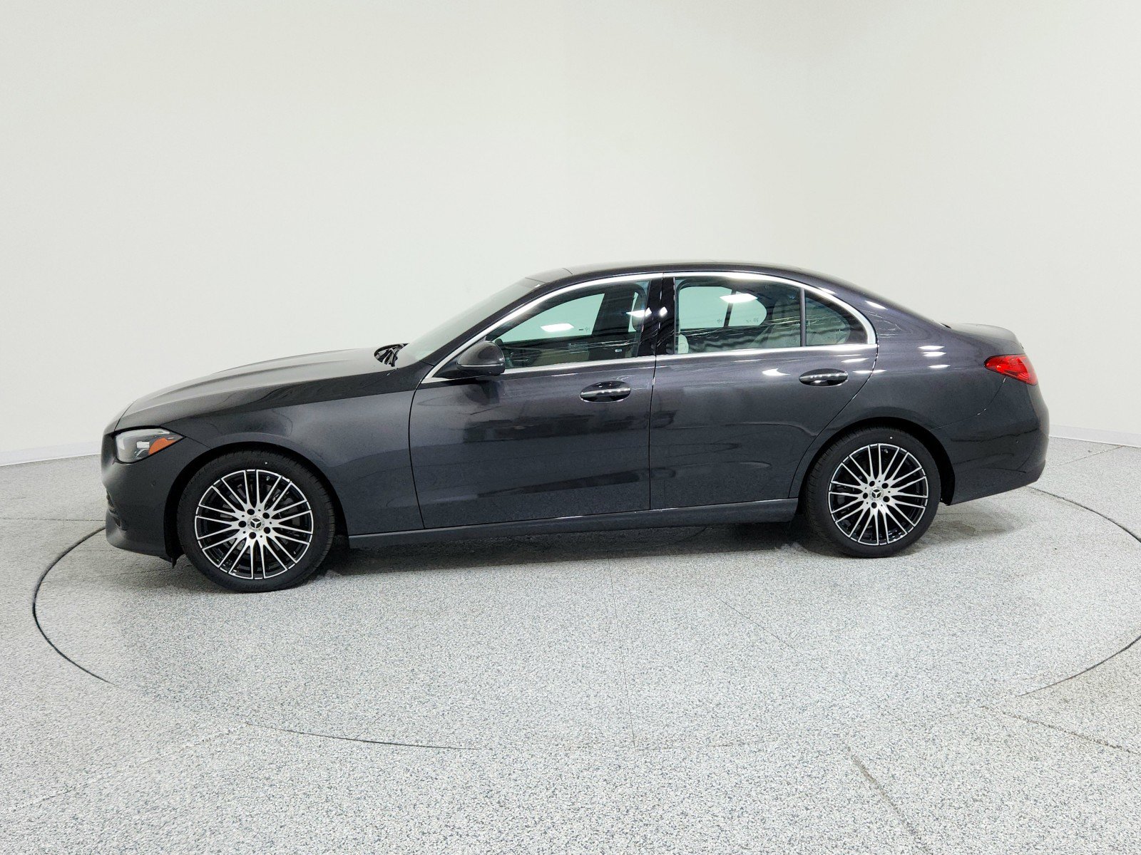 New 2025 Mercedes-Benz C 300 Sedan image 9