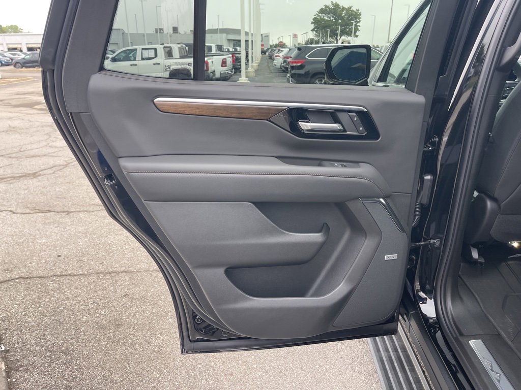 New 2025 Chevrolet Tahoe High Country image 22