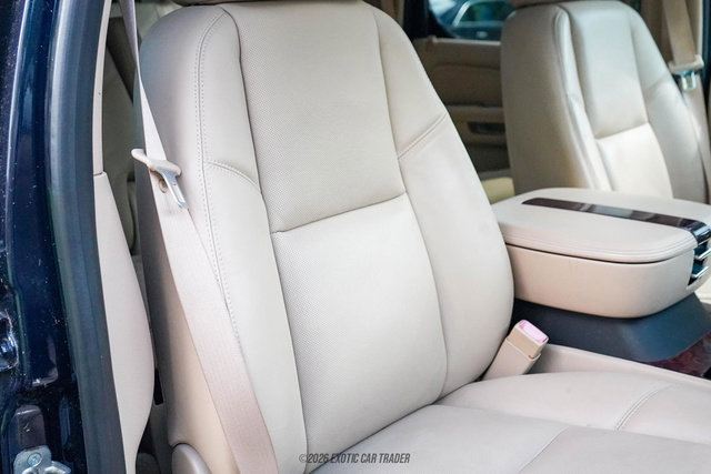 Used 2009 Cadillac Escalade AWD image 75