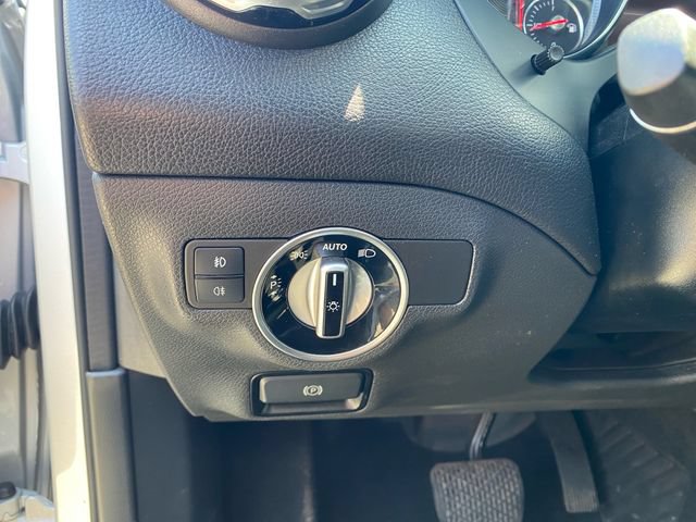 Used 2018 Mercedes-Benz GLA 250 4MATIC w/ Premium Package image 19