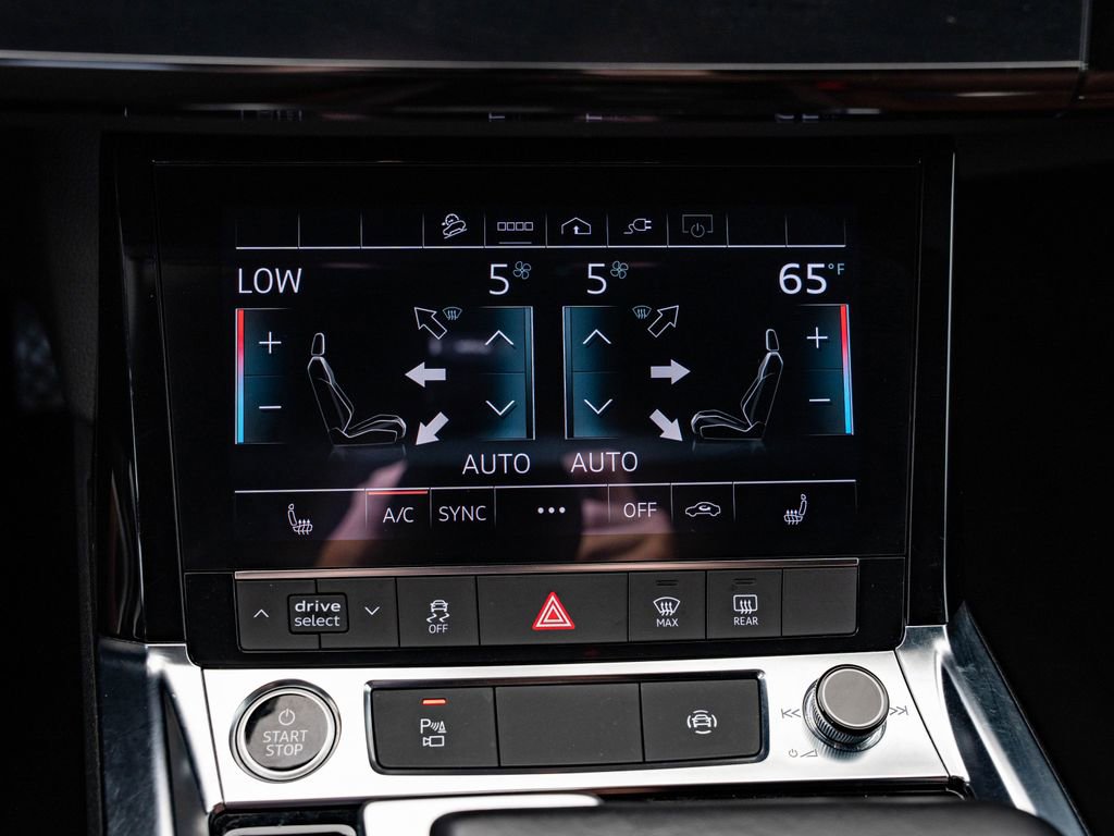 Used 2021 Audi e-tron Premium w/ Convenience Plus Package AWD/4WD image 36