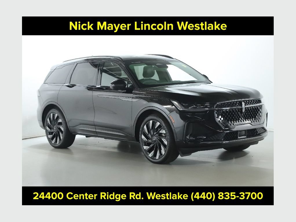 Certified 2025 Lincoln Nautilus Reserve w/ Jet Appearance Package AWD/4WD image 1