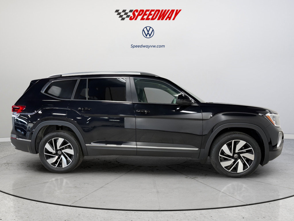 New 2026 Volkswagen Atlas SEL image 8