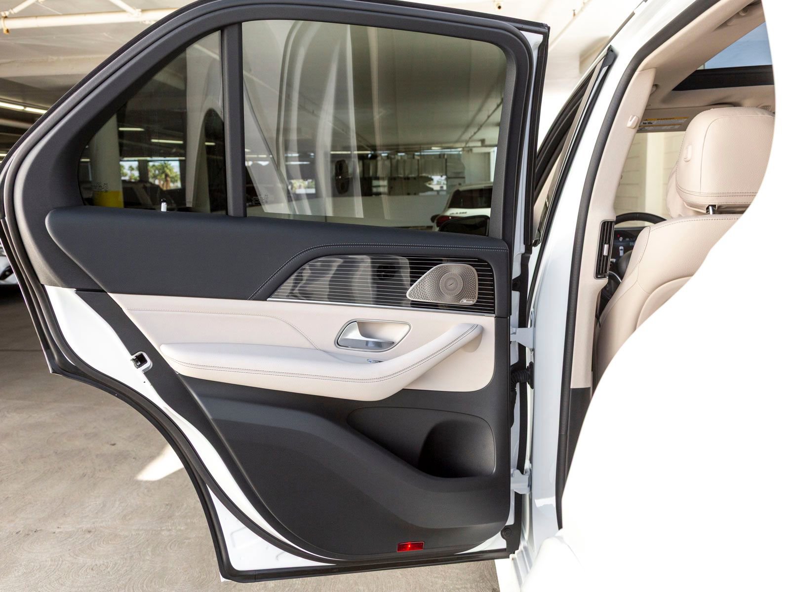 New 2026 Mercedes-Benz GLE 580 4MATIC image 21