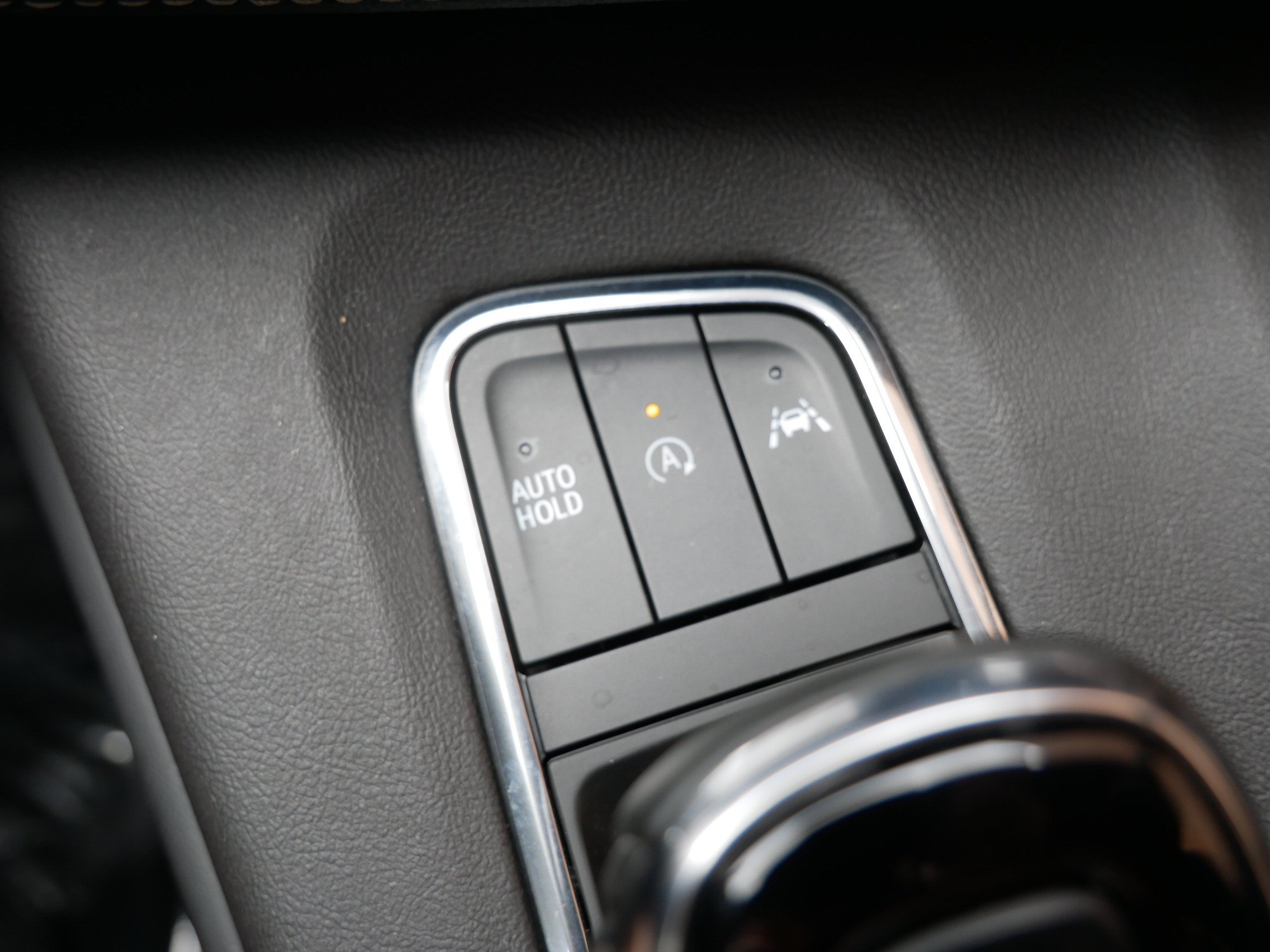 Certified 2024 Cadillac Escalade ESV Luxury AWD/4WD image 21