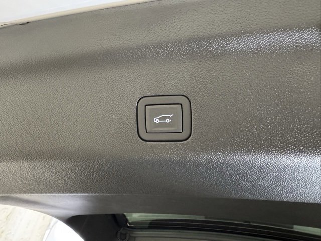 New 2026 Chevrolet Suburban Premier image 27