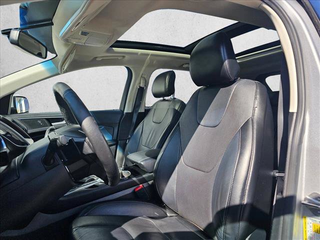 Used 2015 Ford Edge Titanium w/ Equipment Group 301A AWD/4WD image 20