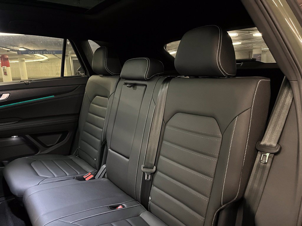 New 2026 Volkswagen Atlas Cross Sport SEL R-Line AWD/4WD image 24