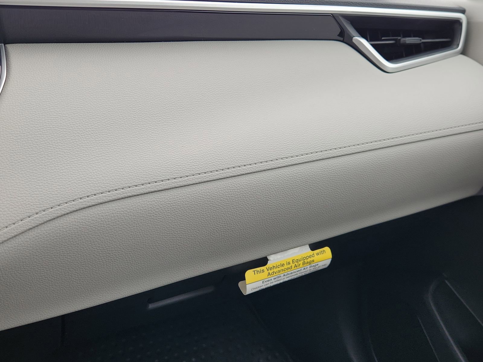 Used 2026 Toyota Corolla Cross LE w/ Moonroof Package FWD image 23