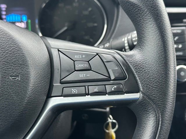 Used 2018 Nissan Rogue S image 39