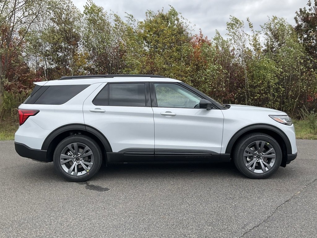 New 2026 Ford Explorer Active image 23