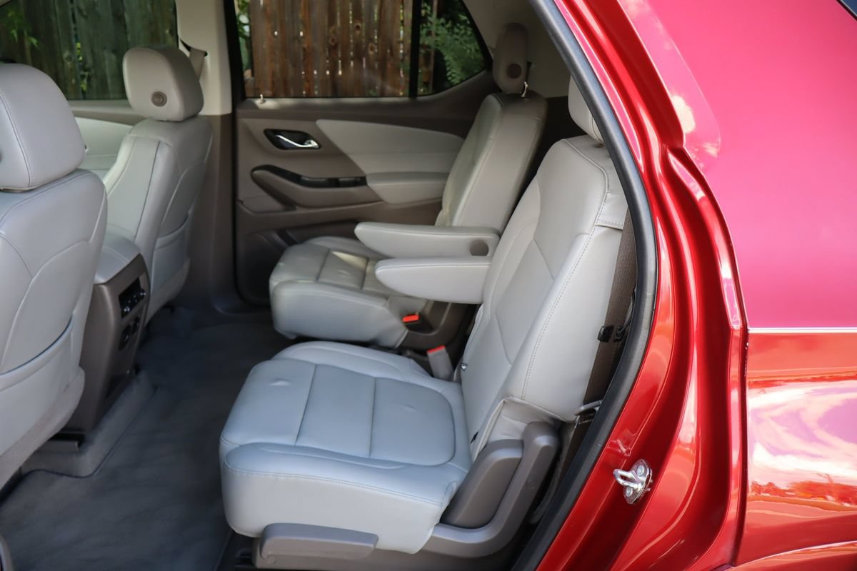 Used 2018 Chevrolet Traverse Premier AWD/4WD image 20