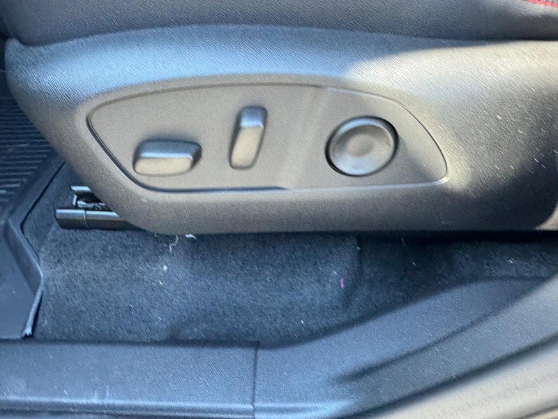 New 2026 Chevrolet Traverse RS w/ LPO, Floor Liner Package image 13