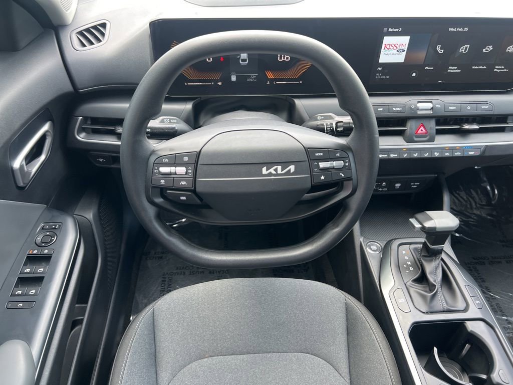 Used 2025 Kia K4 LXS image 22