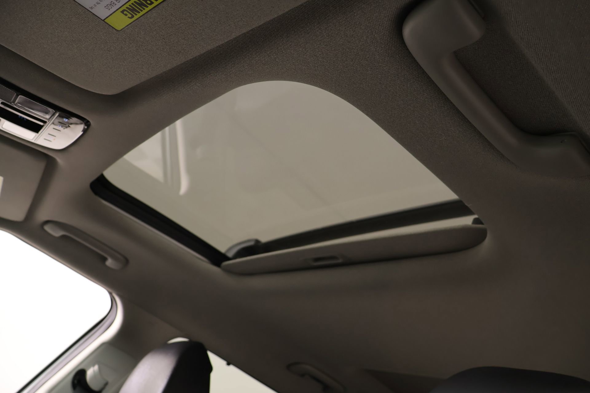 Certified 2025 Hyundai Santa Fe Limited image 16