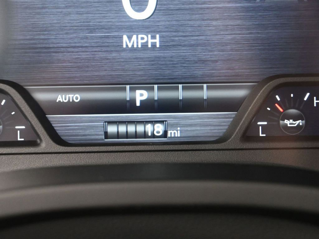 New 2026 RAM 1500 4x4 Crew Cab image 37
