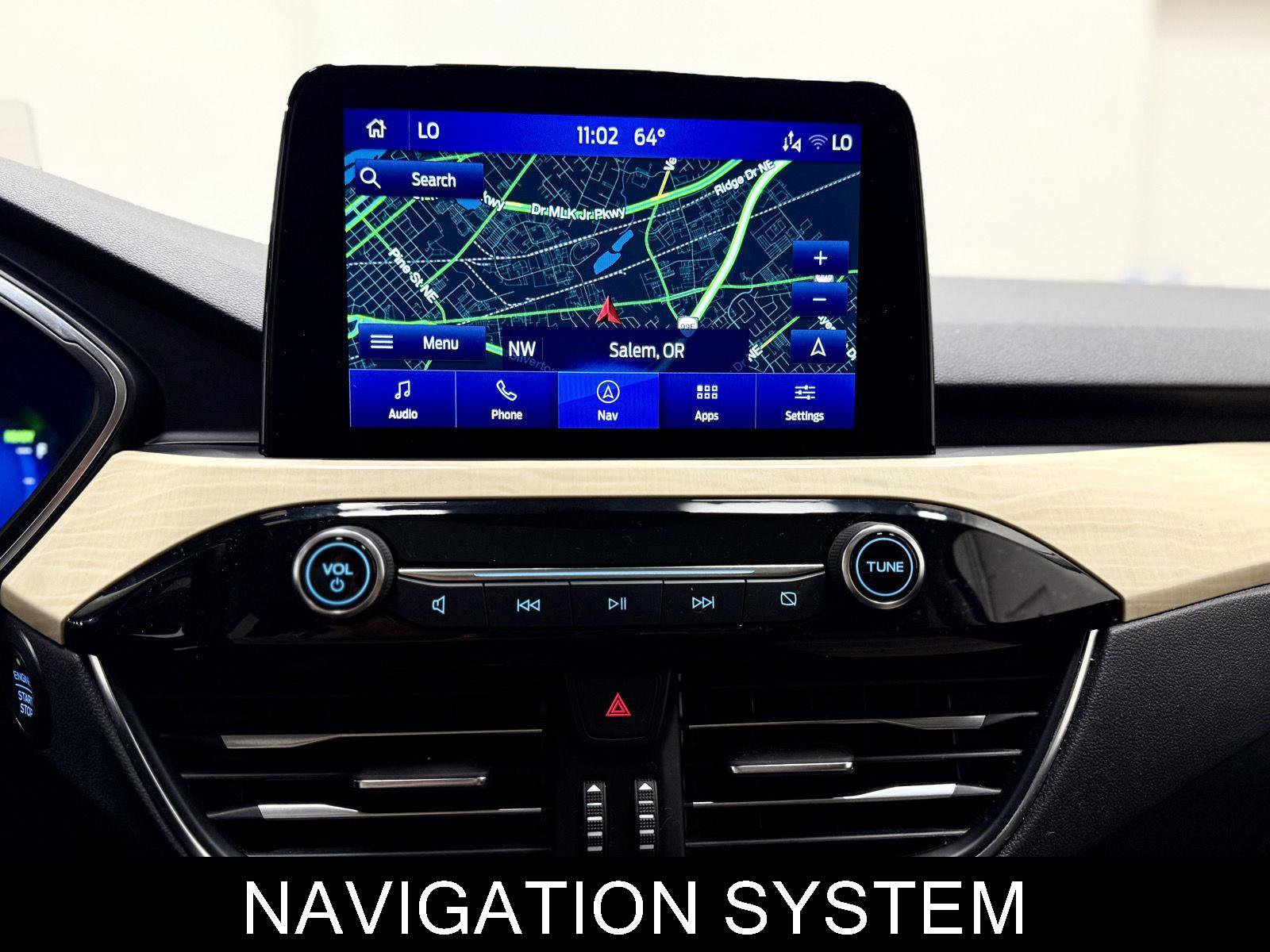 Used 2022 Ford Escape Titanium w/ Titanium Premium Package image 26