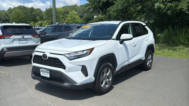 Certified 2025 Toyota RAV4 XLE AWD/4WD image 3