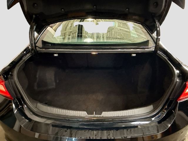 Used 2021 Chevrolet Malibu RS image 23