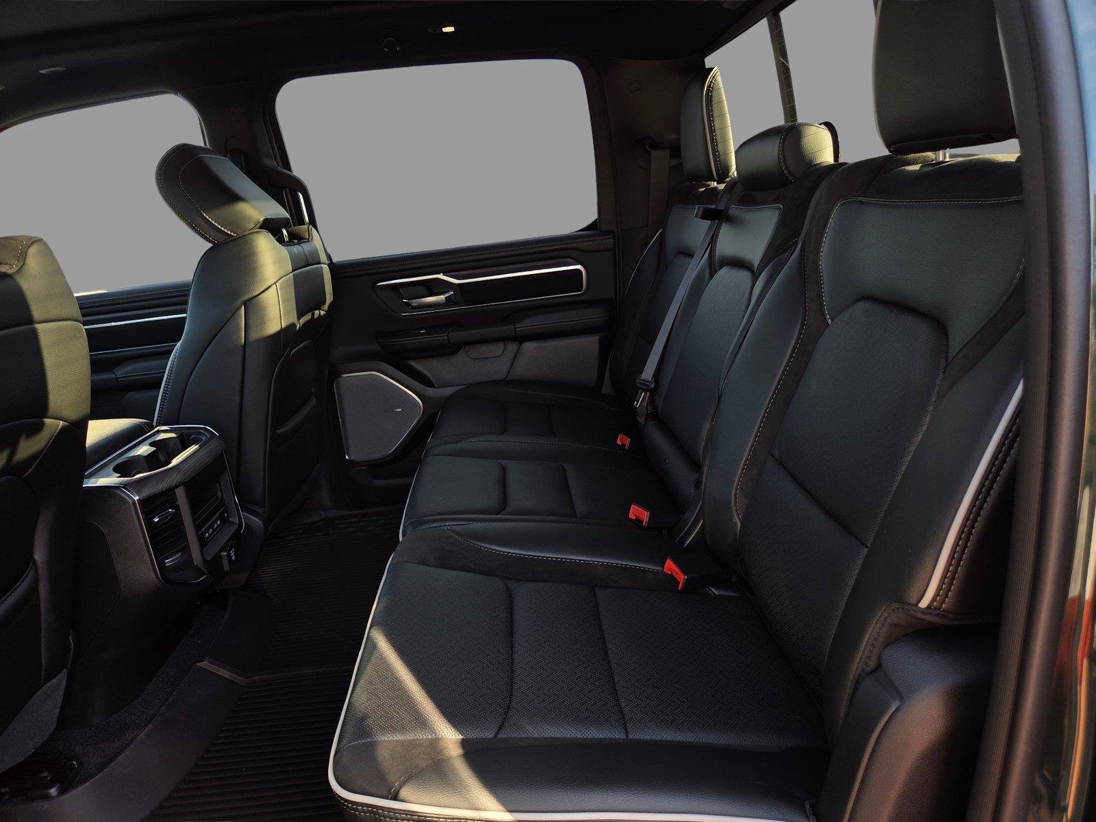 New 2027 RAM 1500 Laramie w/ Night Edition AWD/4WD image 21