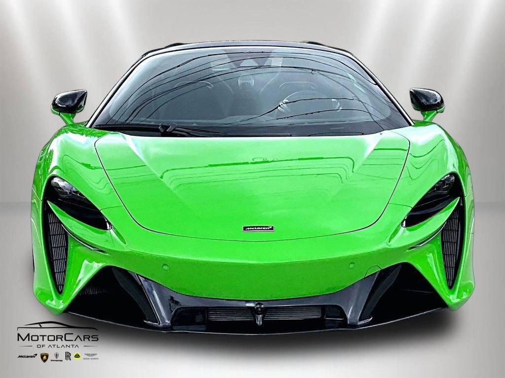 Used 2025 McLaren Artura Spider RWD image 3