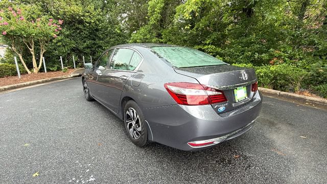 Used 2017 Honda Accord LX image 5