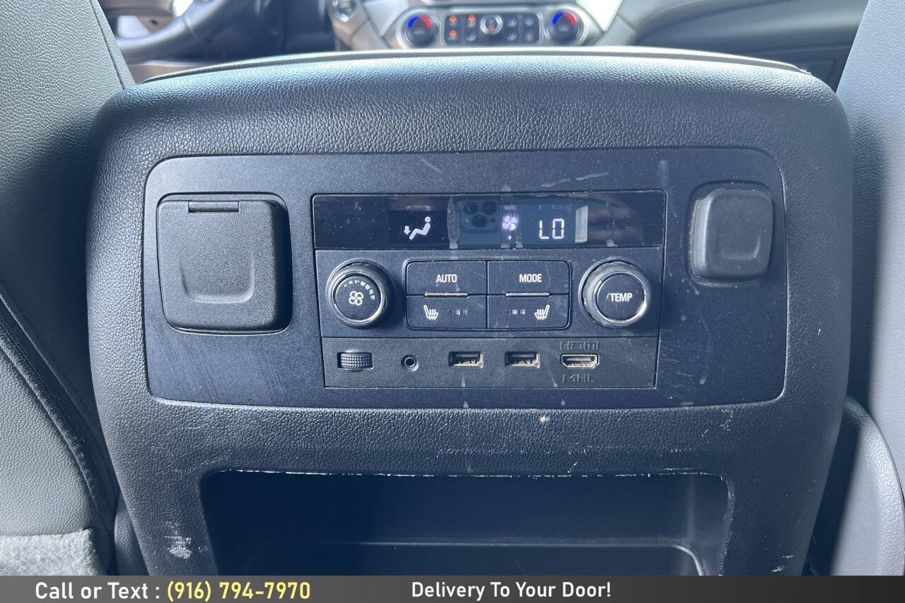 Used 2020 Chevrolet Suburban LT AWD/4WD image 29
