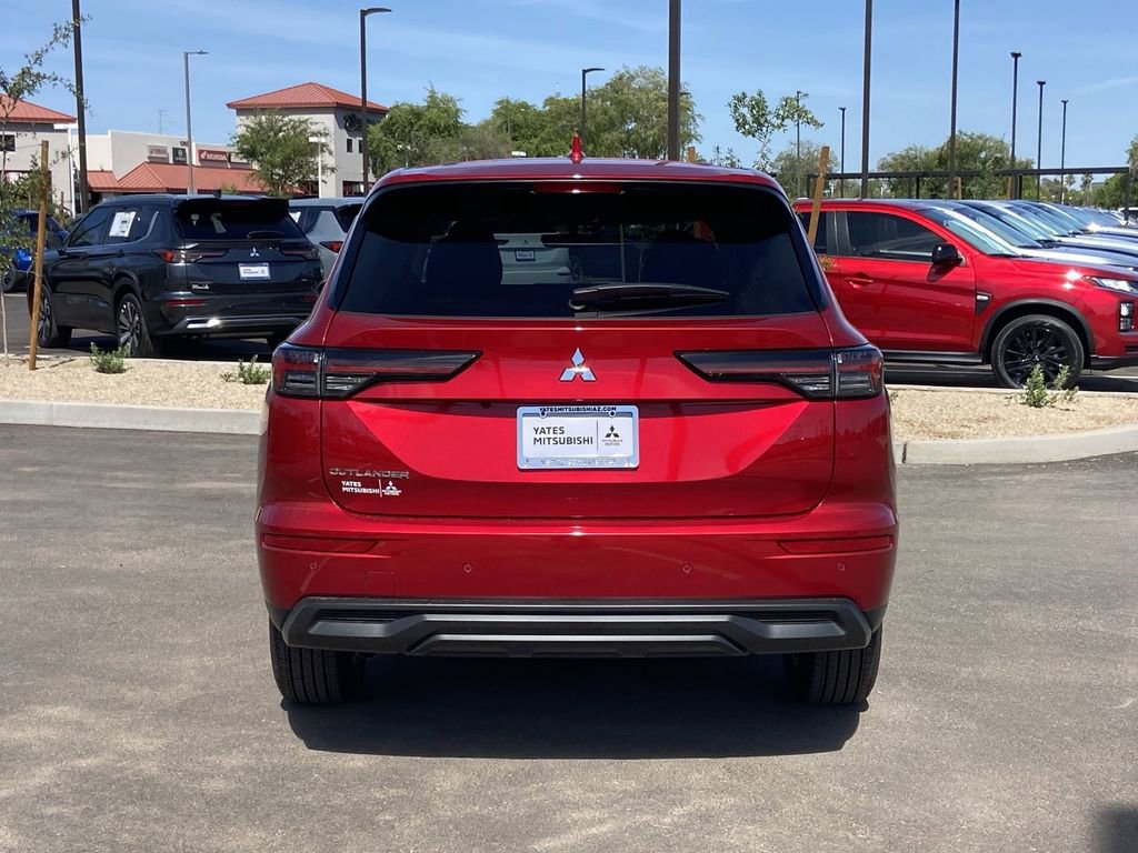 New 2026 Mitsubishi Outlander ES FWD image 5