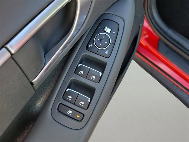 Used 2022 Hyundai Sonata SE w/ Preferred Accessory Package image 10