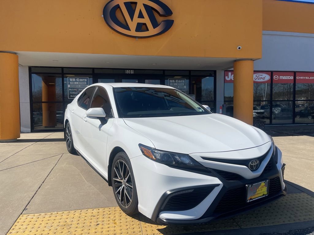 Used 2023 Toyota Camry SE