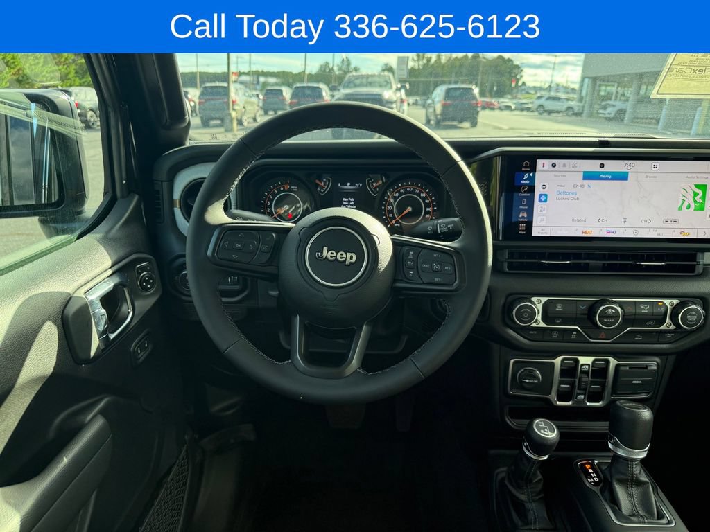 New 2025 Jeep Gladiator Sport AWD/4WD image 13