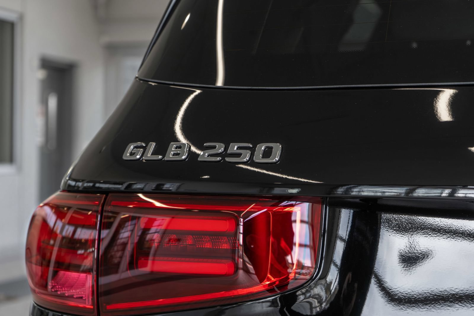 Used 2026 Mercedes-Benz GLB 250 4MATIC image 22