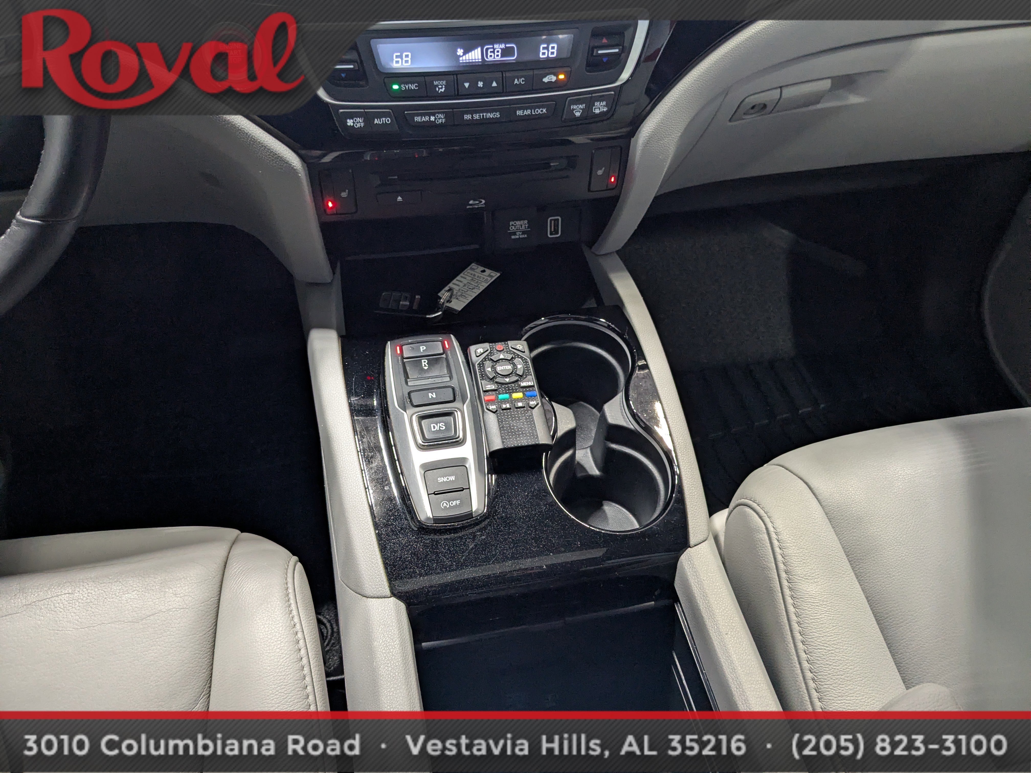 Used 2020 Honda Pilot Touring image 27