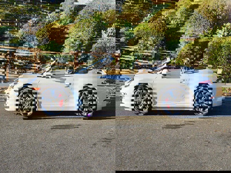 Used 2013 Porsche 911 Carrera S image 3