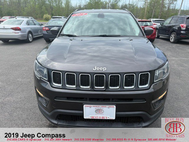 Used 2019 Jeep Compass Latitude w/ Cold Weather Group AWD/4WD image 10