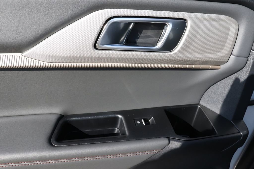 New 2026 Ford Explorer Active w/ Active Comfort Package image 43