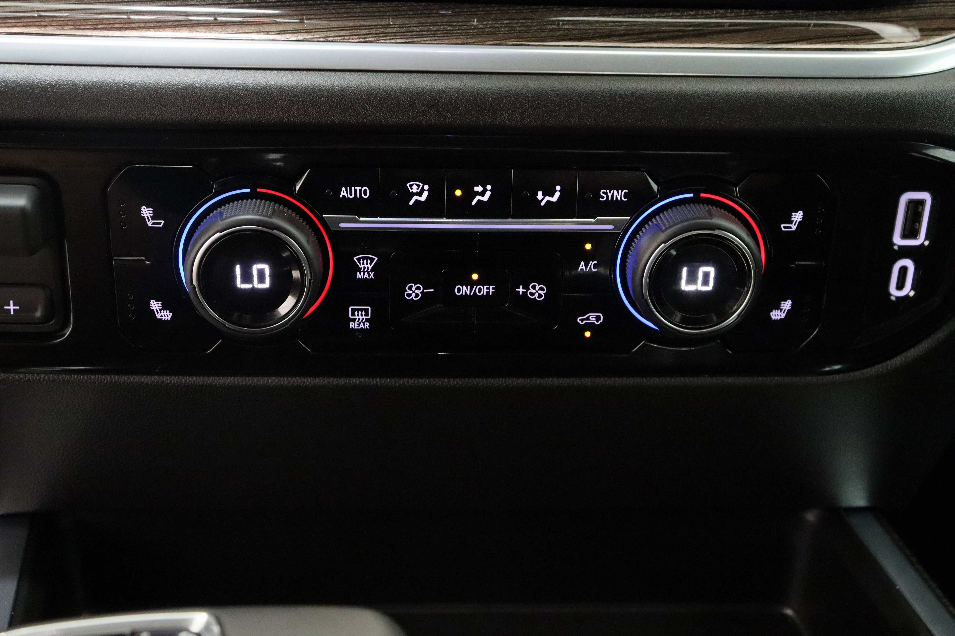 Used 2026 Chevrolet Silverado 1500 LT w/ Texas Edition Plus RWD image 20