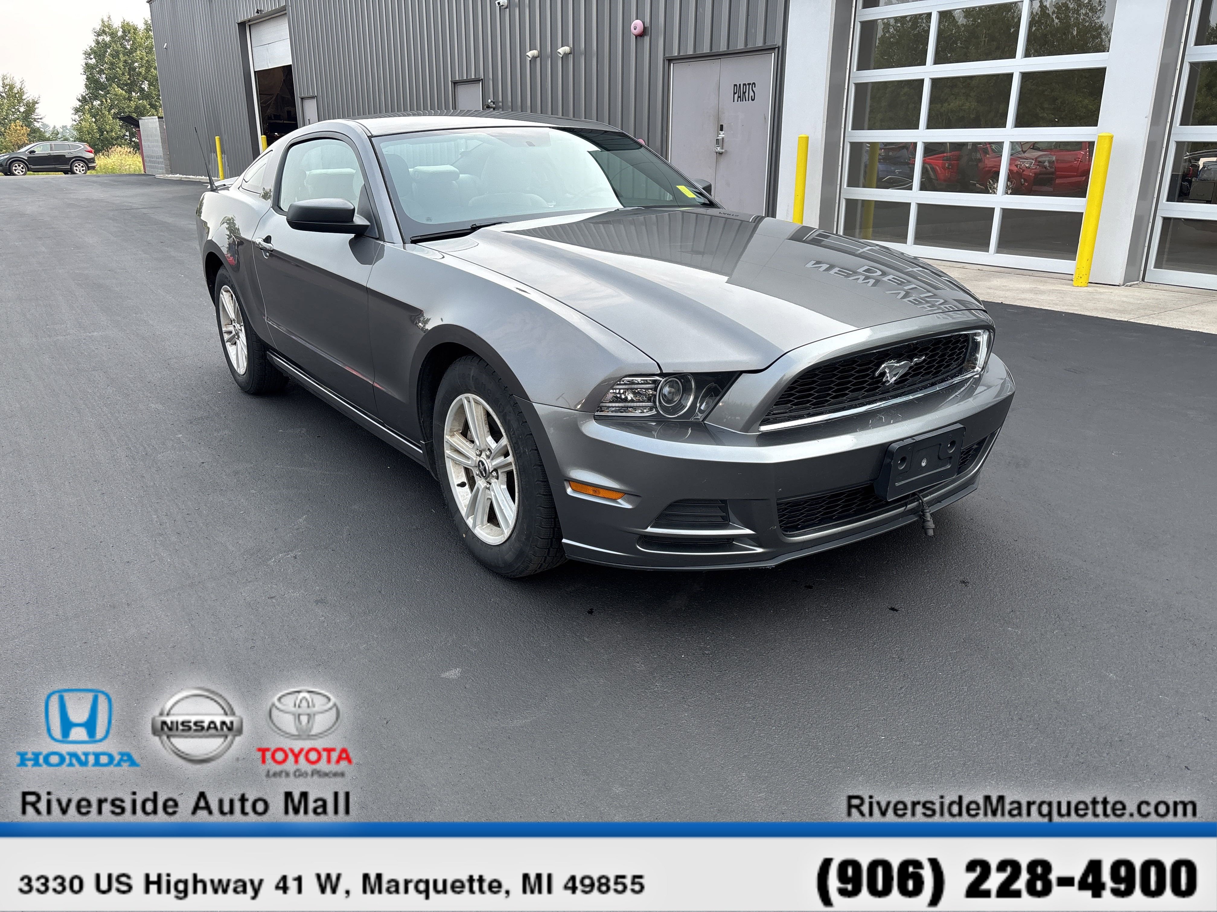 Used 2013 Ford Mustang Coupe image 1