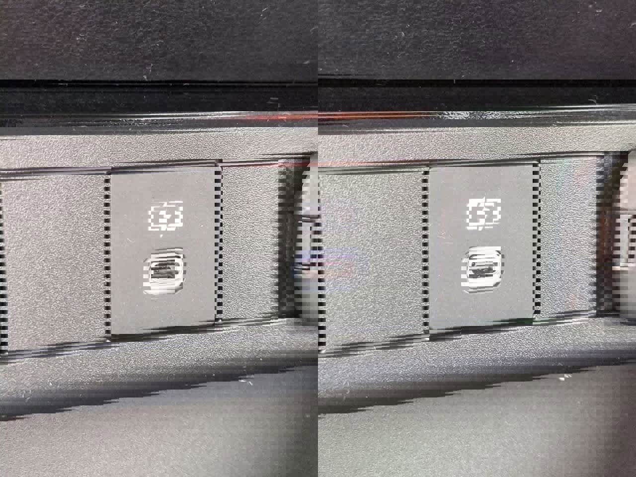 New 2026 Toyota Prius Plug-In Hybrid FWD image 21