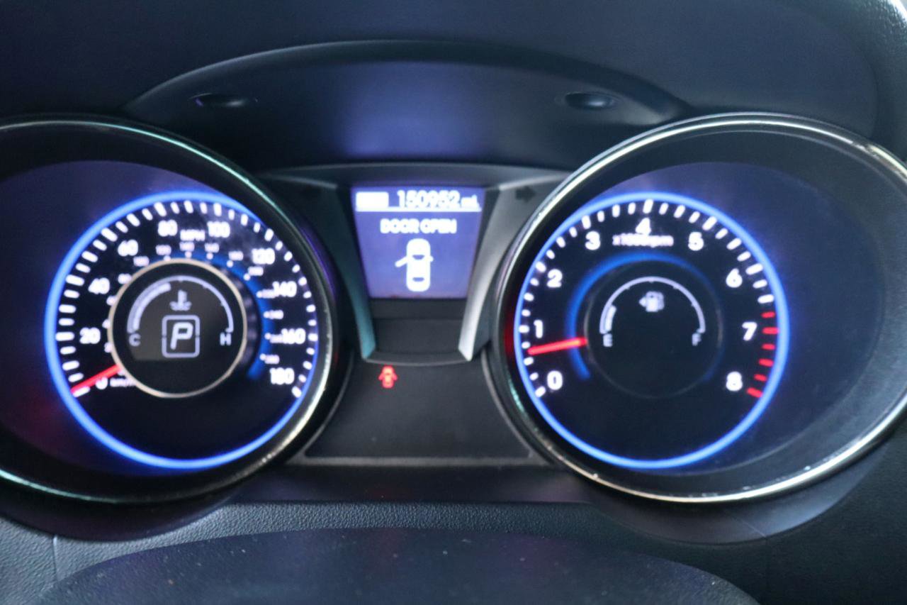 Used 2015 Hyundai Genesis 3.8 image 21