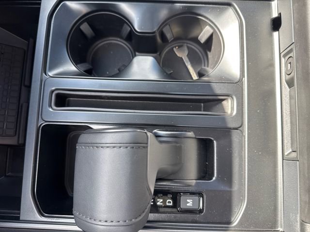 New 2025 Ford F150 Lariat w/ Equipment Group 502A High image 19