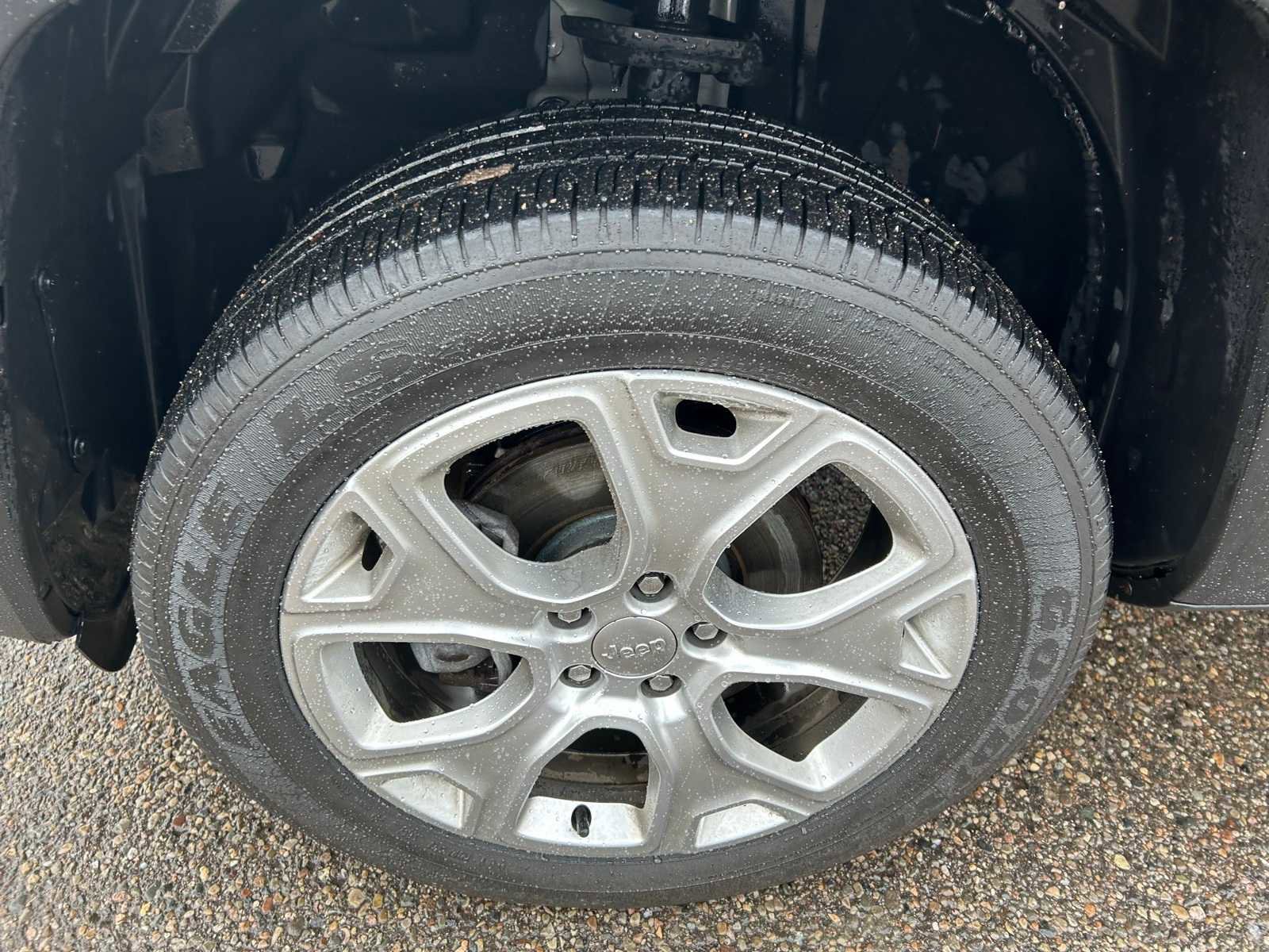 Used 2019 Jeep Renegade Limited w/ Trailer Tow Group image 28