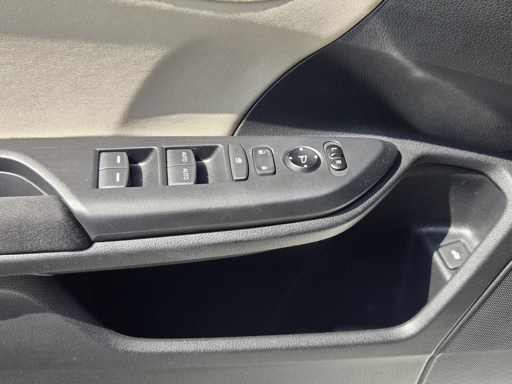 Used 2017 Honda Civic EX-T image 11
