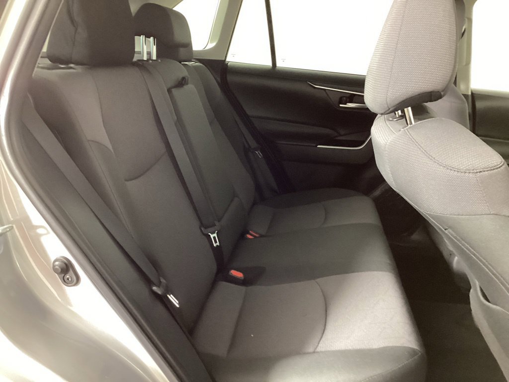 Used 2025 Toyota RAV4 XLE AWD/4WD image 25