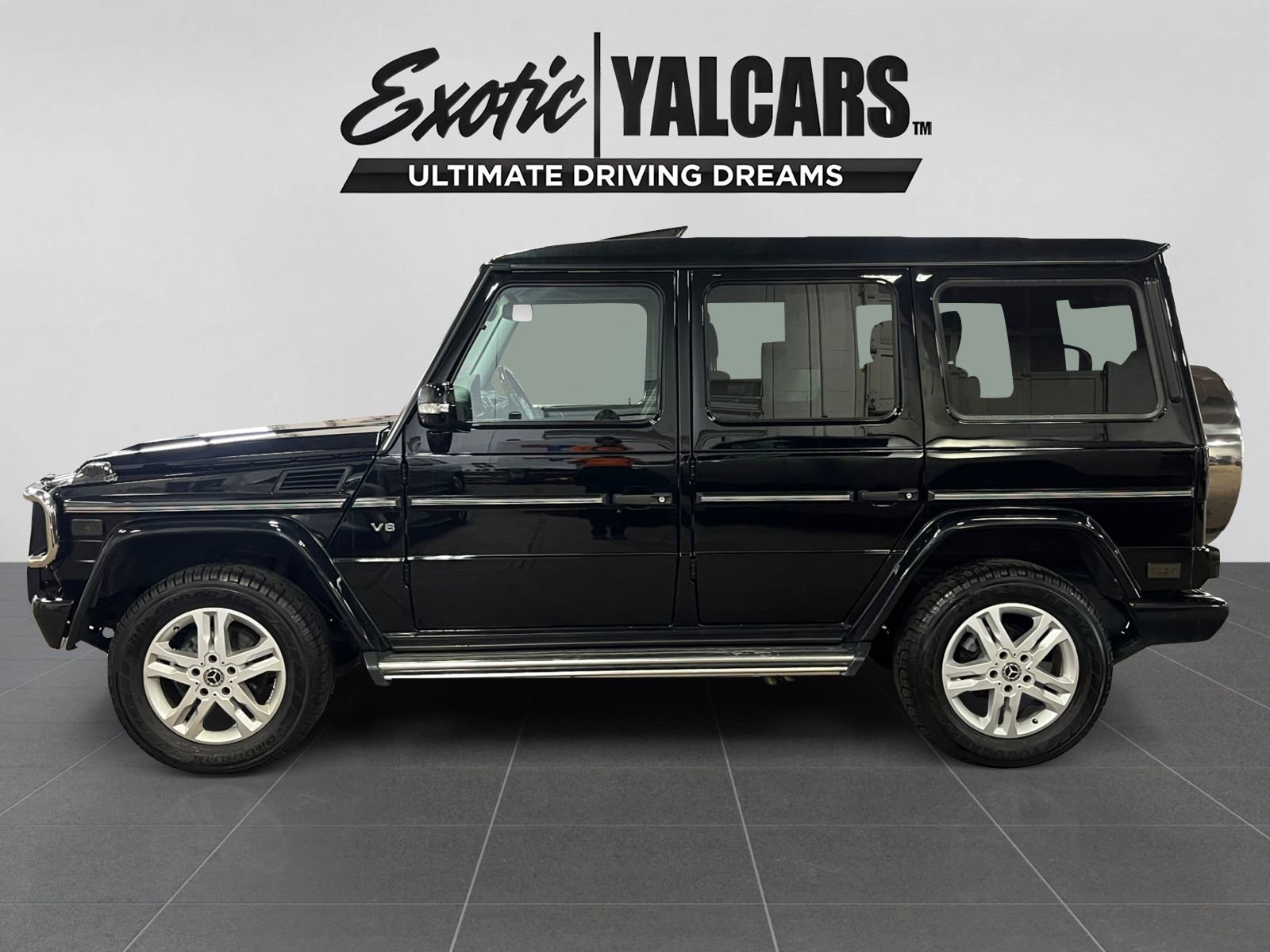 Used 2012 Mercedes-Benz G 550 image 2