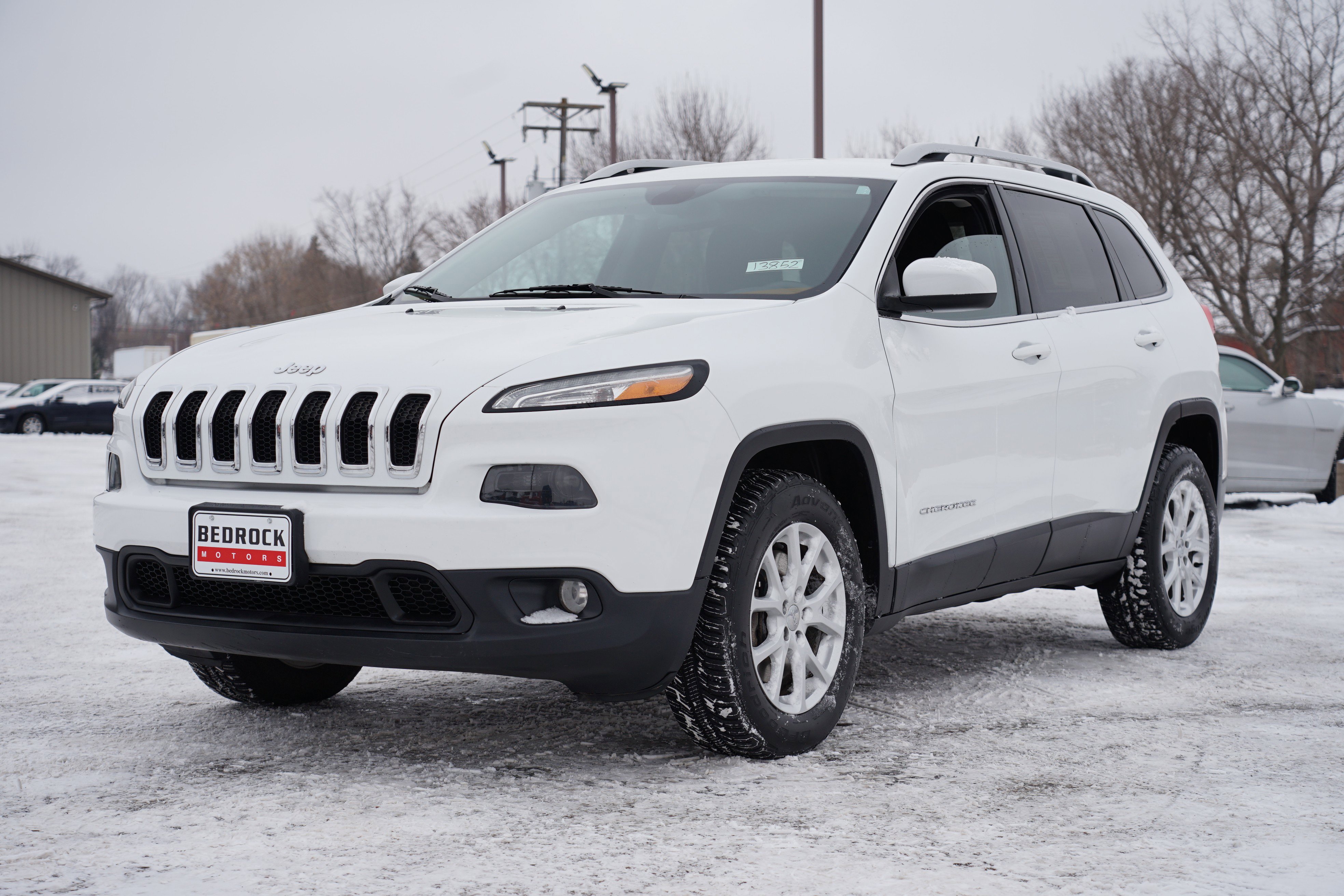 Used 2016 Jeep Cherokee Latitude w/ Cold Weather Group image 7