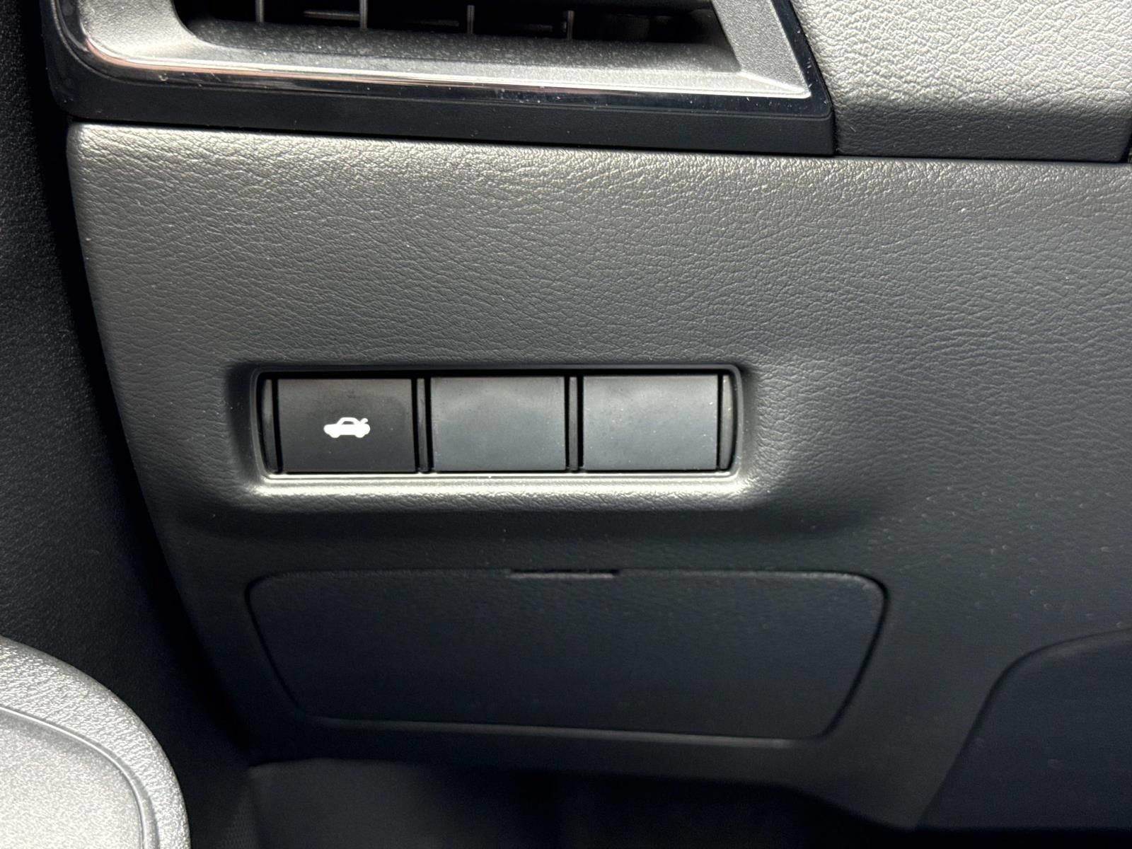 Certified 2026 Nissan Sentra SV w/ Floor Mat Package FWD image 19